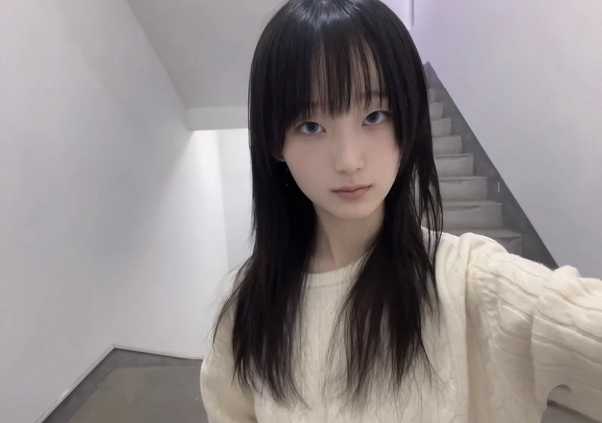 sioqux's tweet photo. 陰キャの一重女子と付き合えますか？
見た目通り男性経験少ないです… https://t.co/z8o13iNJuM