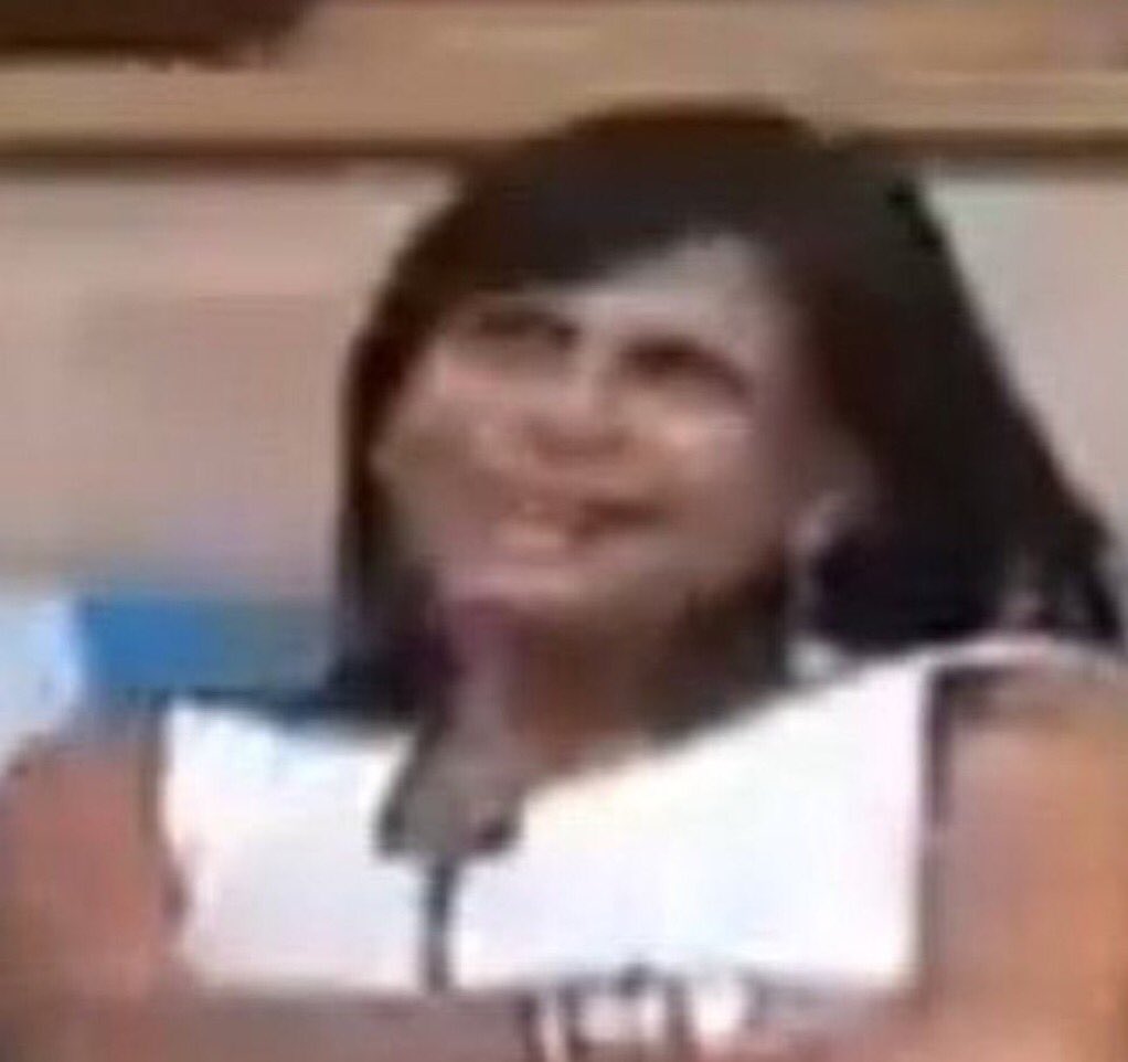 aeryntha's tweet photo. @banksnobeat swt álbum completinho, até as non singles são ouvidas. a bside mais ouvida do swt tá quase batendo nos 500M e faz 200k diários, enquanto a bside mais ouvida do my everyfeats não tem nem 300M e raramente faz 100k https://t.co/TOiToW6Zwb