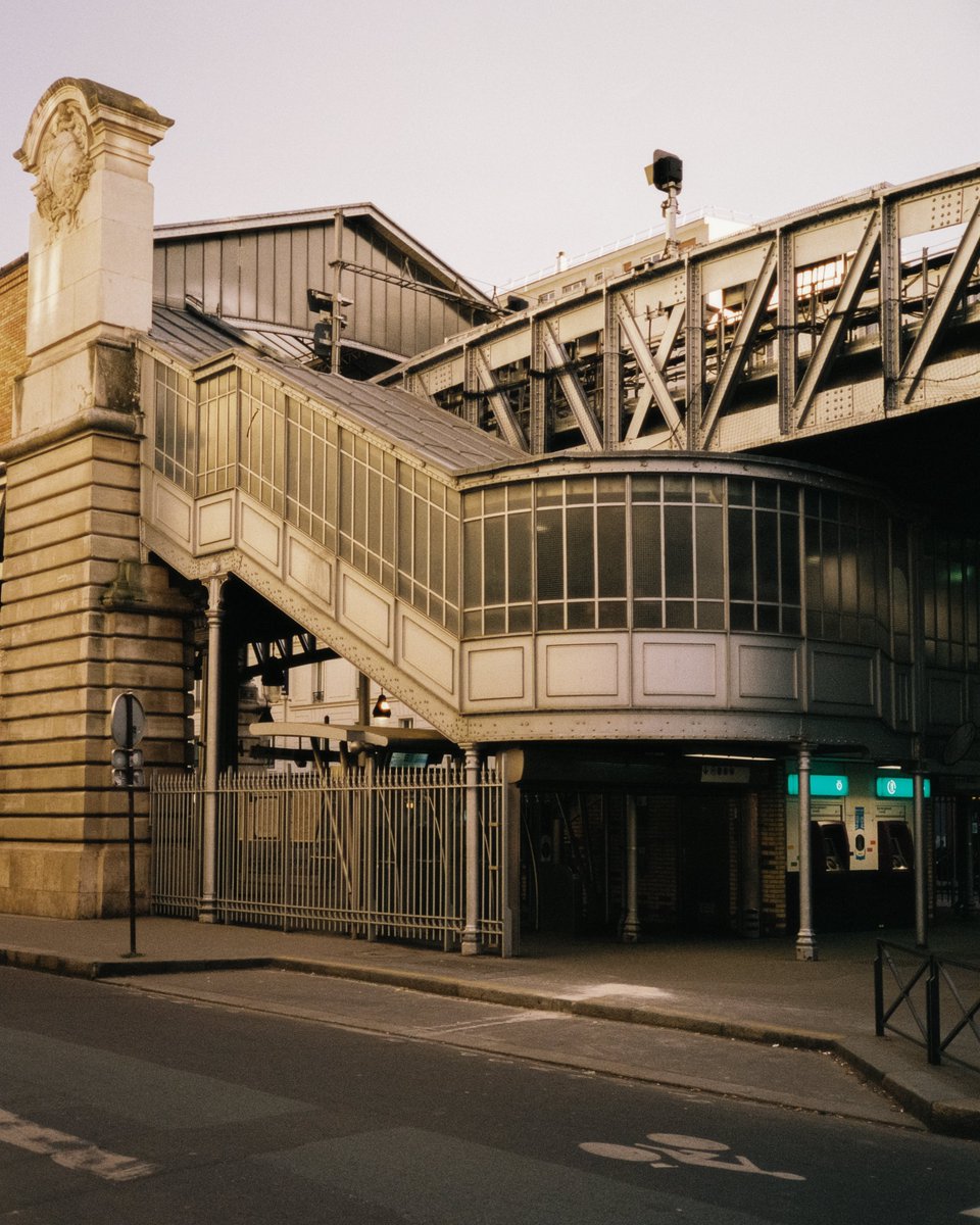 michaelboegl's tweet photo. Paris on 35mm film 🎞️ https://t.co/qfUk918J8M