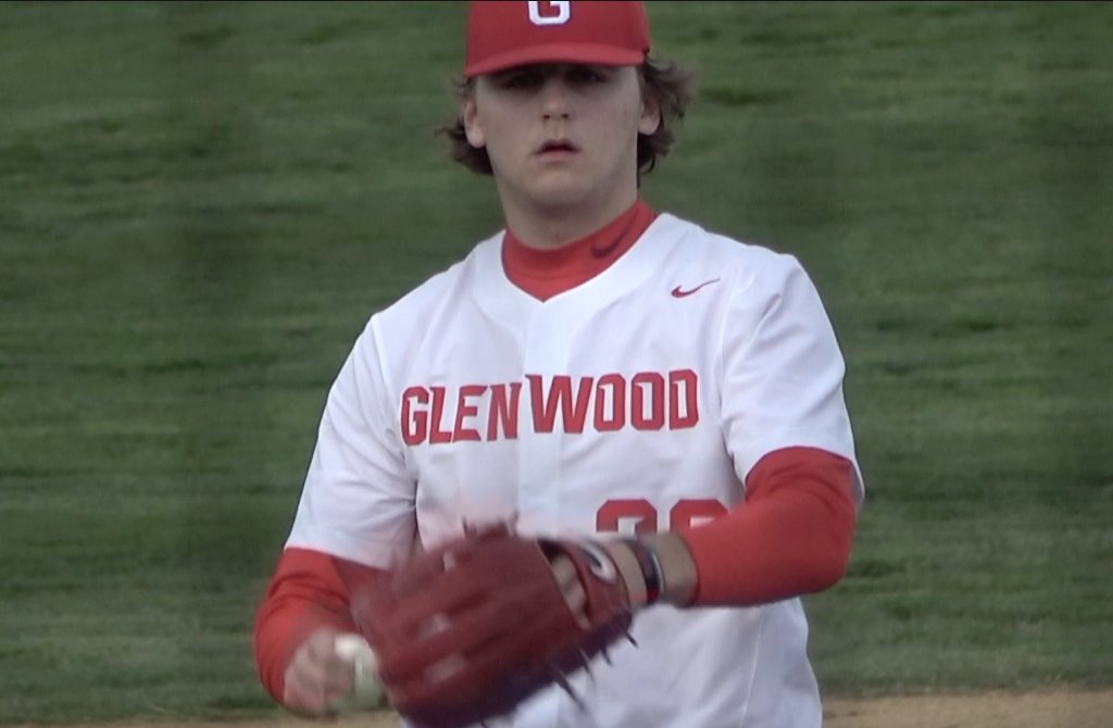 Channel1450com's tweet photo. Parker Detmers Talks Baseball Past and Future- Louisville, Tennessee and MLB Draft https://t.co/9GPmKx71Bo https://t.co/zY6lLVn6me