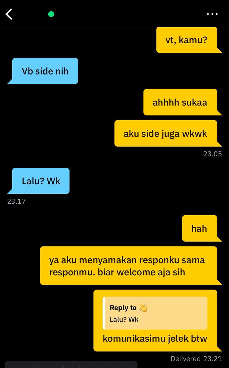 kemt0t's tweet photo. yg ngechat duluan siapa.
yg jutek siapa babi https://t.co/kwgMhEZMjq