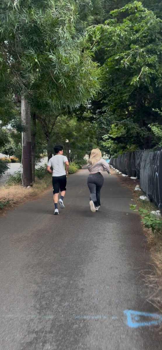 seattleiminyou's tweet photo. Personally think it’s hilarious to start racing joggers out in public https://t.co/0wOIUEctZu