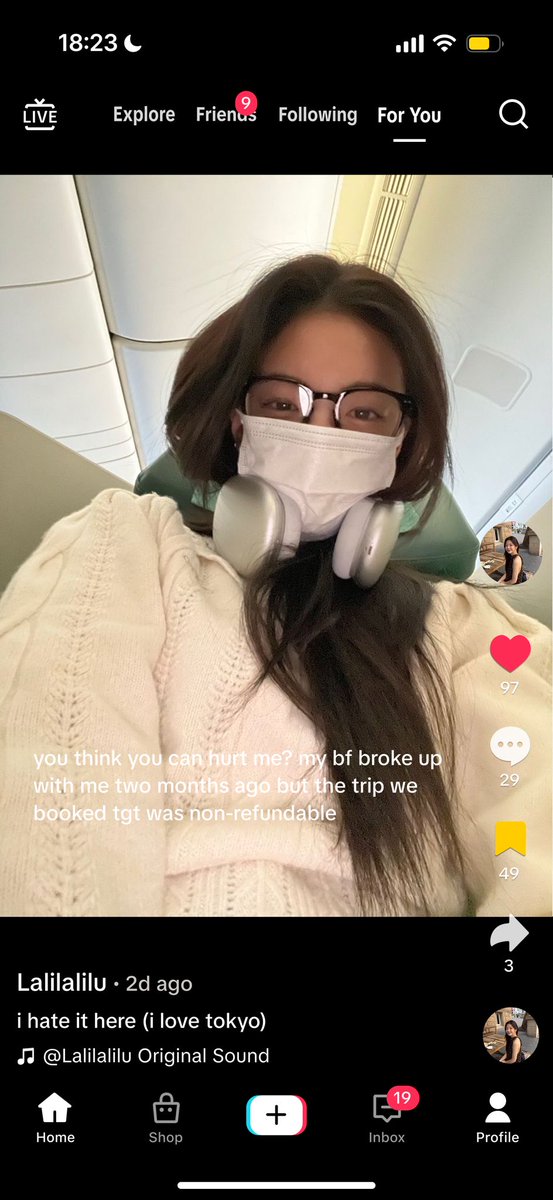 kyonamayo's tweet photo. pov: the relationship ended but the holiday was already booked n paid for :9
#honeybunny prompt au https://t.co/vRSpKOv33P