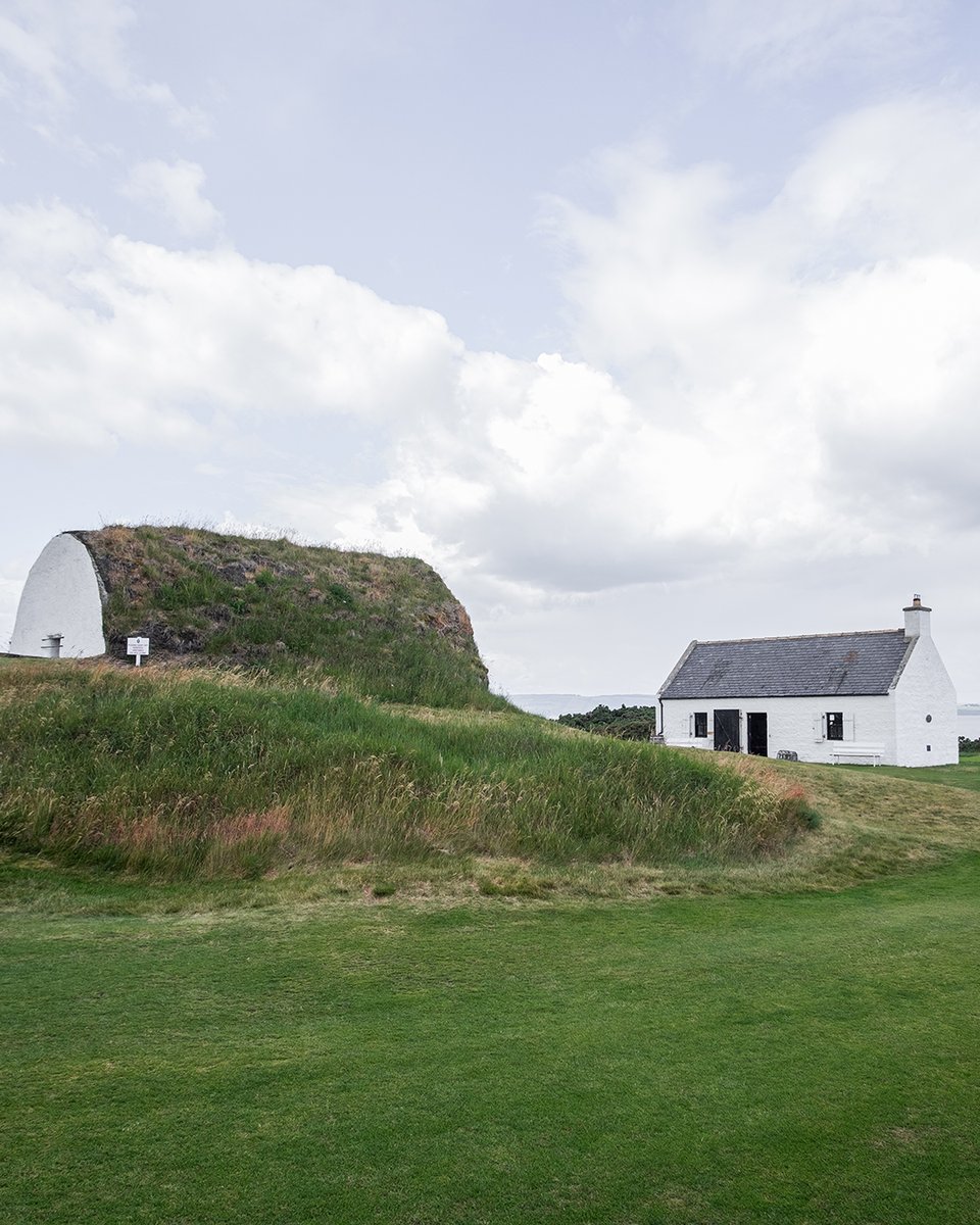 golfhighland's tweet photo. Two championship links, one historic seaside town.
At one end the world-renowned championship links at Nairn with sea views on every hole, at the other Nairn Dunbar, a Highland gem beside the Moray Firth.
This Highland town should sit high up the list for any golfing visitor. https://t.co/4swxqVpDQ1