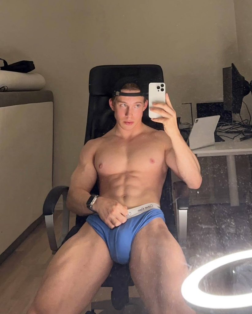 Andrew 🔥 tweet media