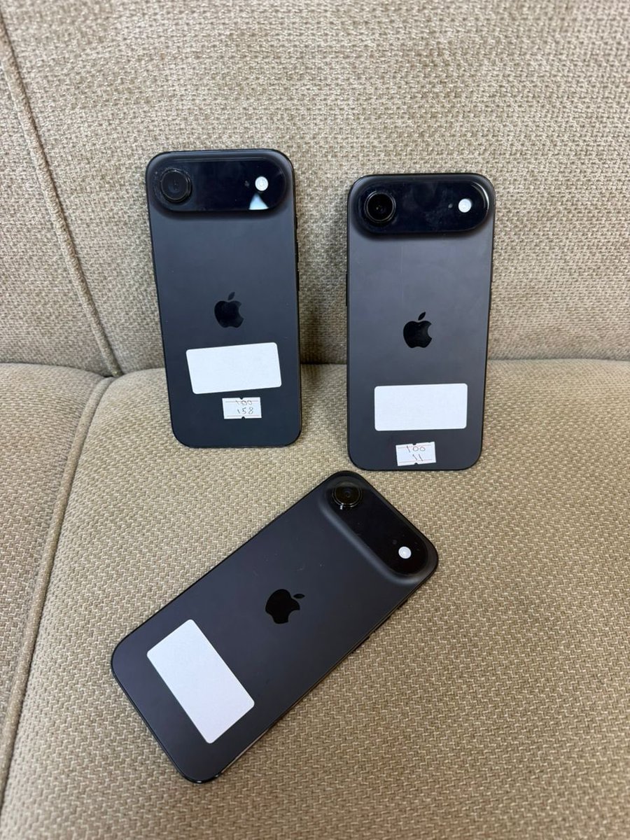 Soleyoungadgets's tweet photo. Direct uk locked 
iPhone 17 air 
93% battery 🔋 ⬆️ 
780k naira only 
10/10 neatness 🔐‼️💯
Best price https://t.co/y0CTSTbspO