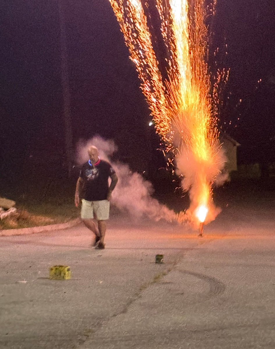 K_Pole_73's tweet photo. Boom!!  And I still have all 10 fingers.  Good thing I shave my head tho.... https://t.co/hA6kD9nOsW