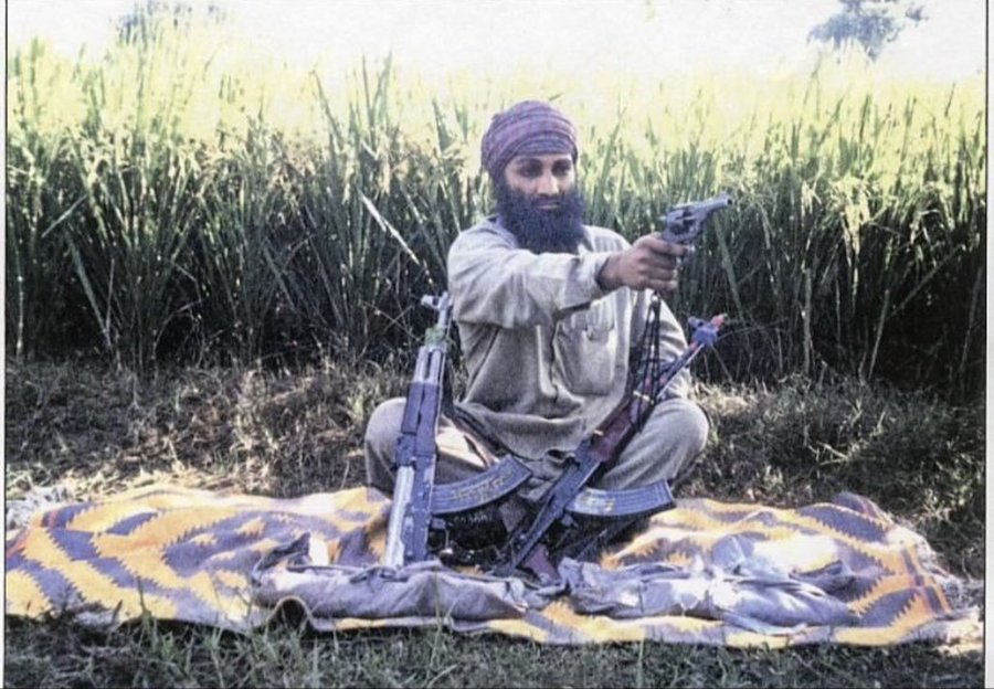 Royalsinghz3's tweet photo. This is the guy who is being portrayed as a Victim by Diljit Dosanjh in the movie Sutlej 

This image should summarize everything for you https://t.co/NxtGmDMcos