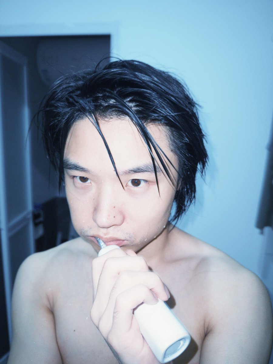 kangkeanghere's tweet photo. 真得很喜欢洗漱照相 https://t.co/Gzk6DQvcHe