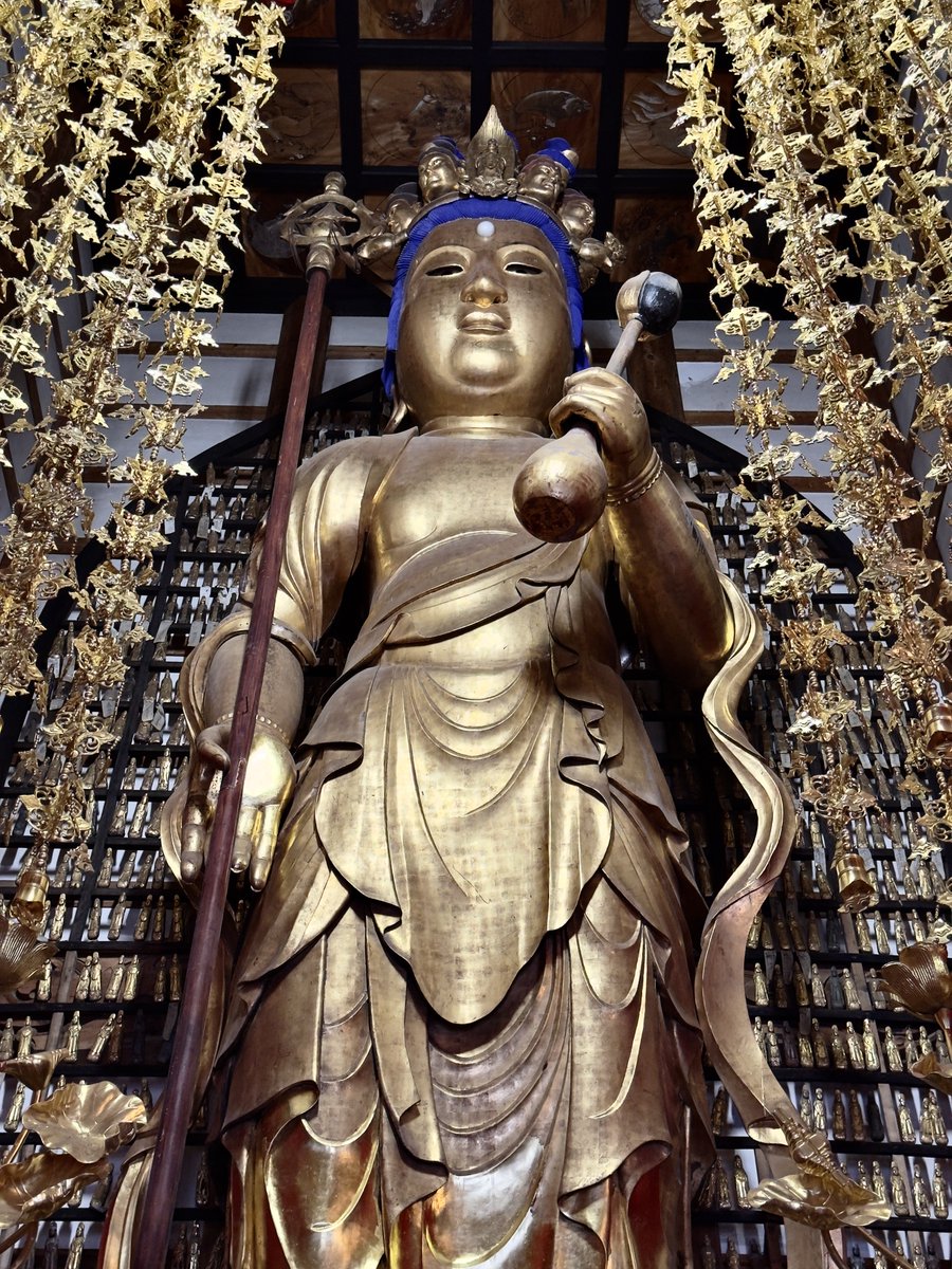 SATSUMARIDER's tweet photo. 赤田の大仏
扉は重いが開けた時の圧倒感！
じっくり拝観すると気づくことが色々ある
#赤田の大仏
#由利本荘市 https://t.co/WjrKiByPdj