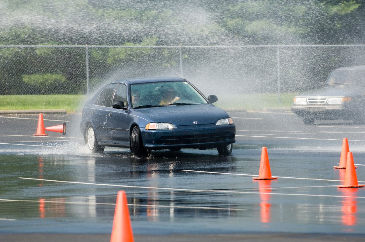 MotorWeek tweet media