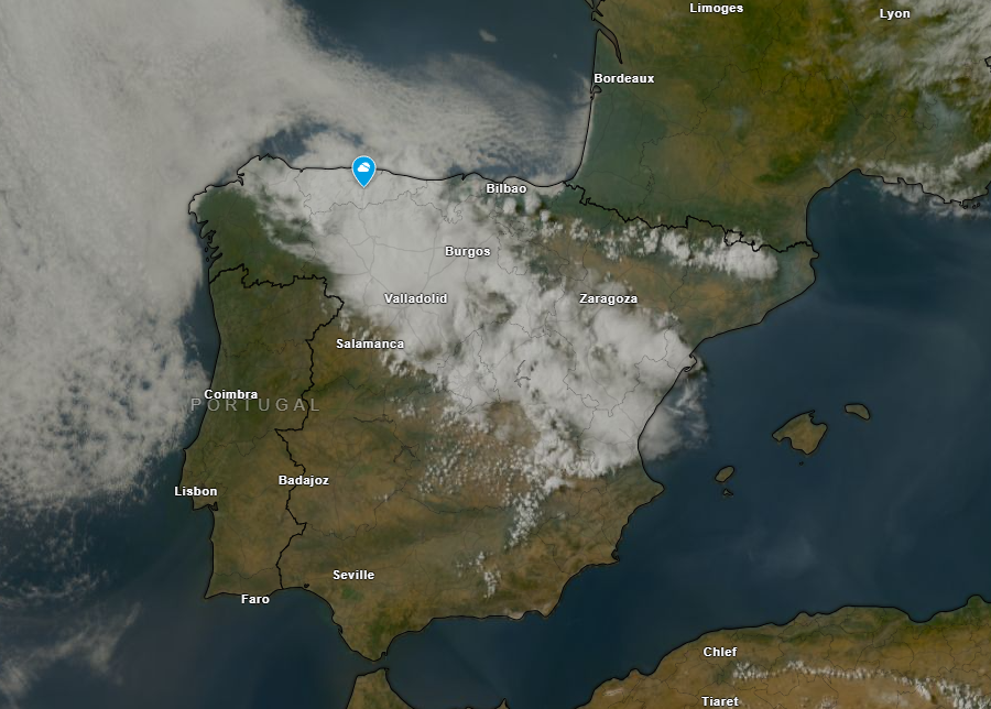 Devatranquila's tweet photo. Sería cuanto menos gracioso que el 12 de agosto ocurriera algo como lo que está pasando ahora mismo sobre la península ibérica. https://t.co/MidjFLLTX4