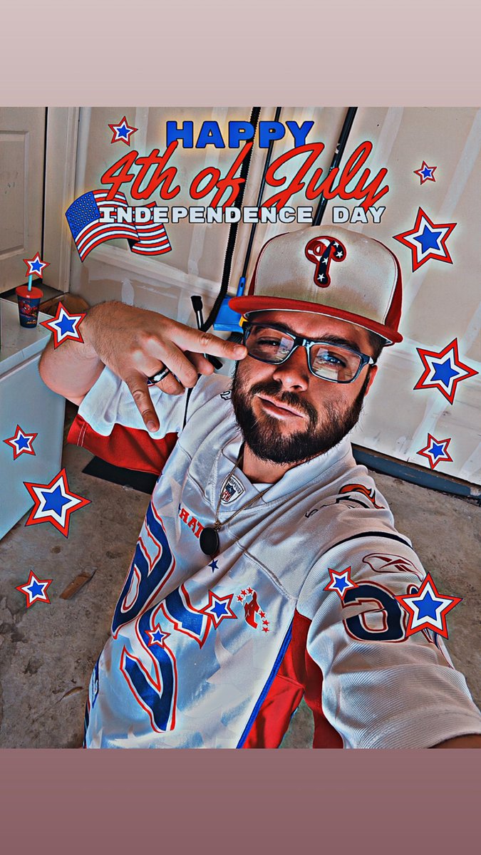 KYzaddy93's tweet photo. Today I’m 33, cancer ♋️ gang 7/7. Show me some love or send me a treat in the DM 🙃 https://t.co/sS19a2U0Y2