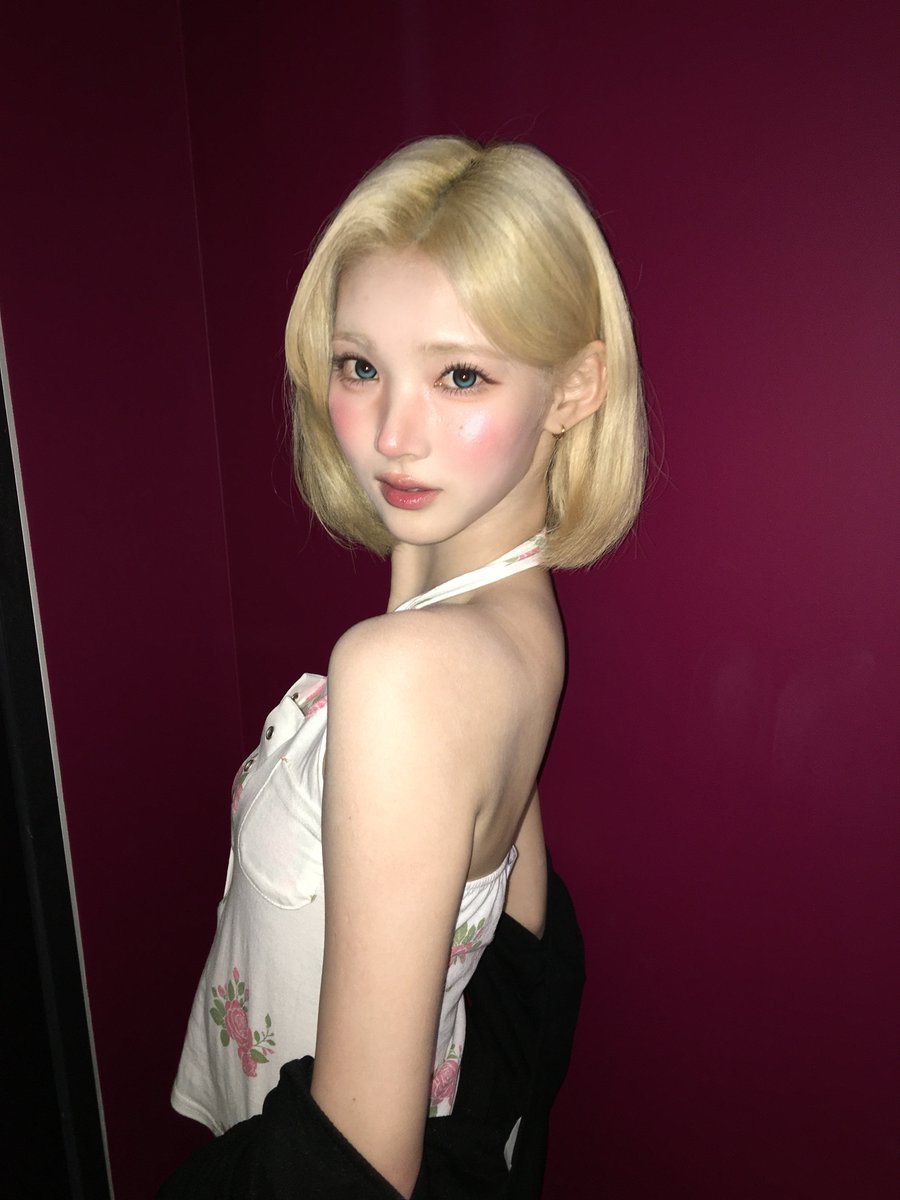 translatingH2H's tweet photo. 🌟 Weverse Post 260707 | #지우
#JIWOO : 🌸🌷🤍
(1 of 2)
#하츠투하츠 #Hearts2Hearts https://t.co/ZbW0s4W2rm