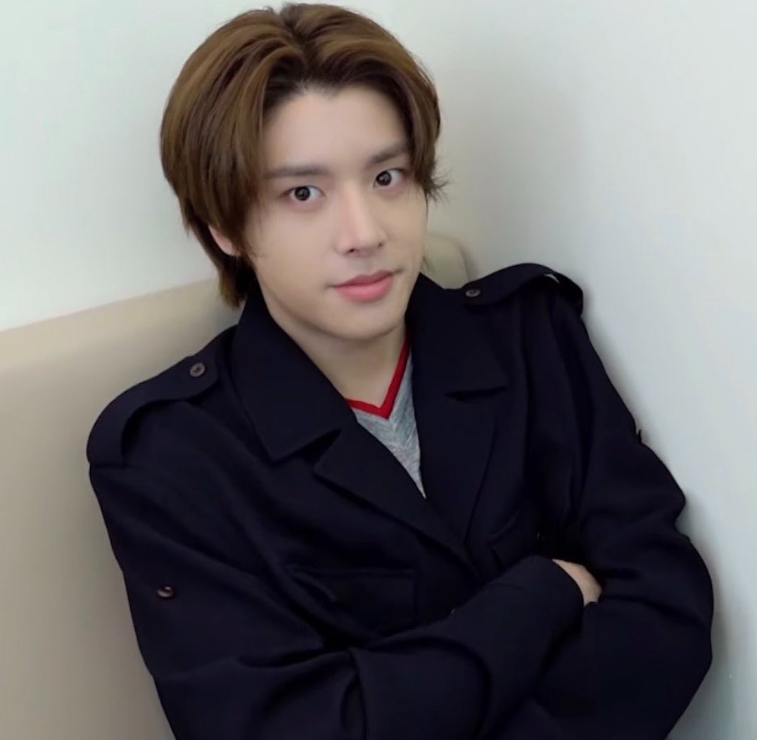 jaeyunpupp's tweet photo. 😾                                                 😸 https://t.co/4KsJ7UOdn2