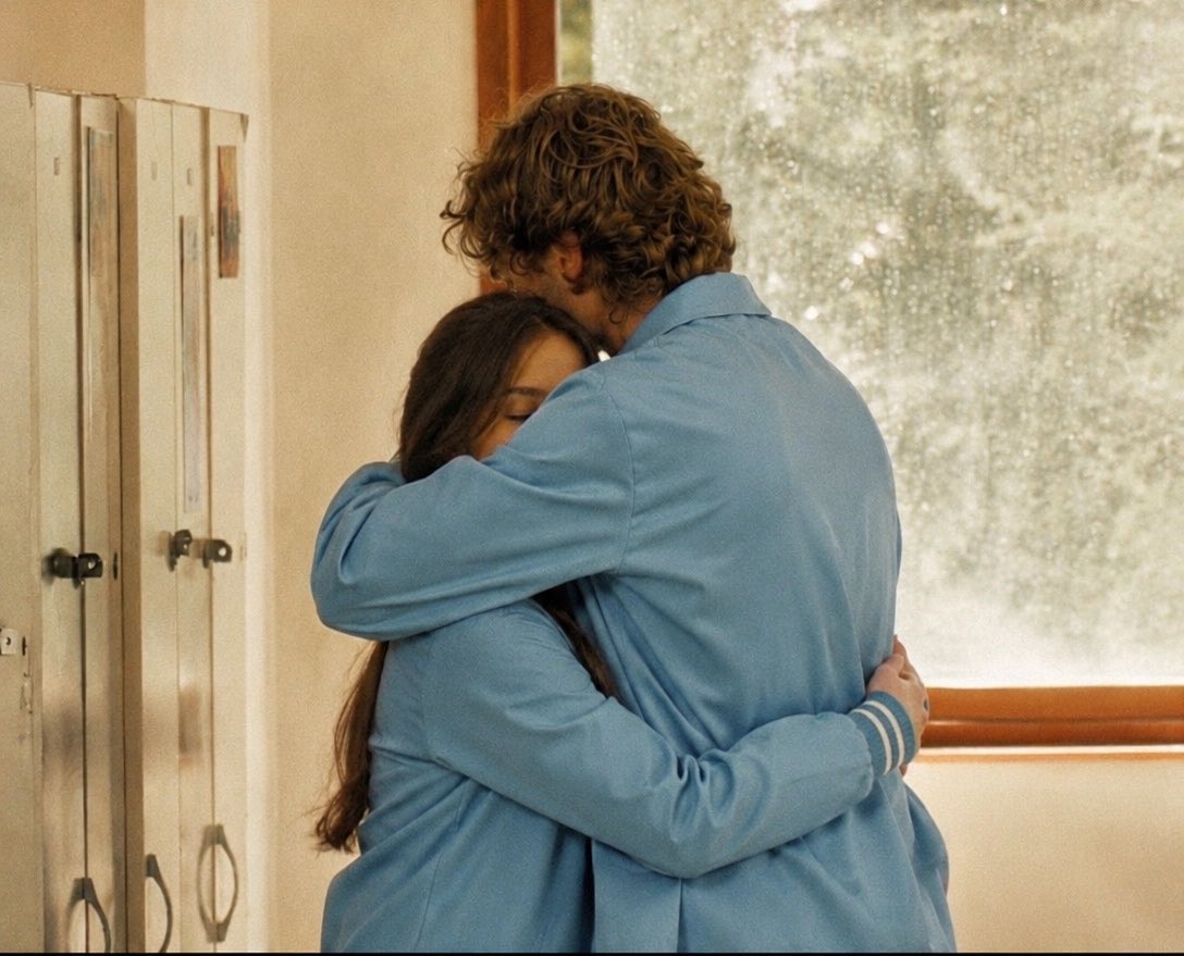 sealightssa's tweet photo. @daha17dizi @KanalD @pastelfilm Bize bundan vericeksin demi adminn https://t.co/D43DbEGeWd