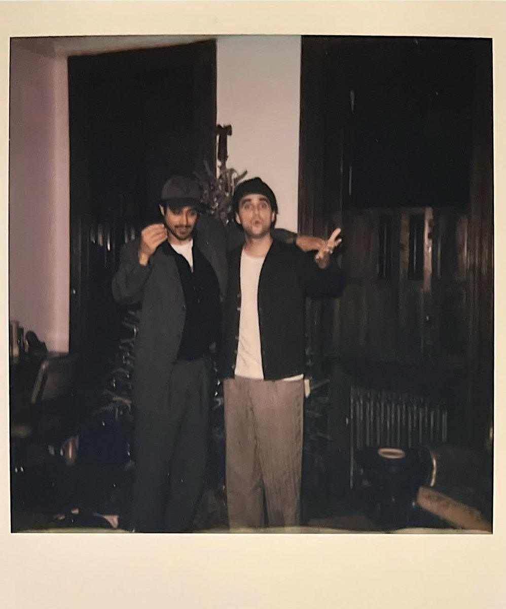 avanjogiabrs's tweet photo. O ator Landon Liboiron compartilhou essa foto ao lado de Avan Jogia em seu Instagram. 🖤 https://t.co/RmnhCUCKRD