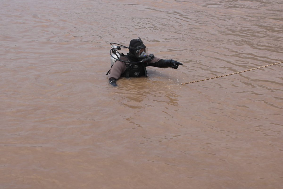 13Bnndrf's tweet photo. The 13th Battalion NDRF conducted a joint mock Flood Water Rescue (FWR) exercise at Nambla near Salal Dam, Jyotipuram, District Reasi (J&amp;K), to enhance inter-agency coordination, operational preparedness, and emergency response capabilities for the monsoon season.
@NDRFHQ https://t.co/xC1TA9CNhq