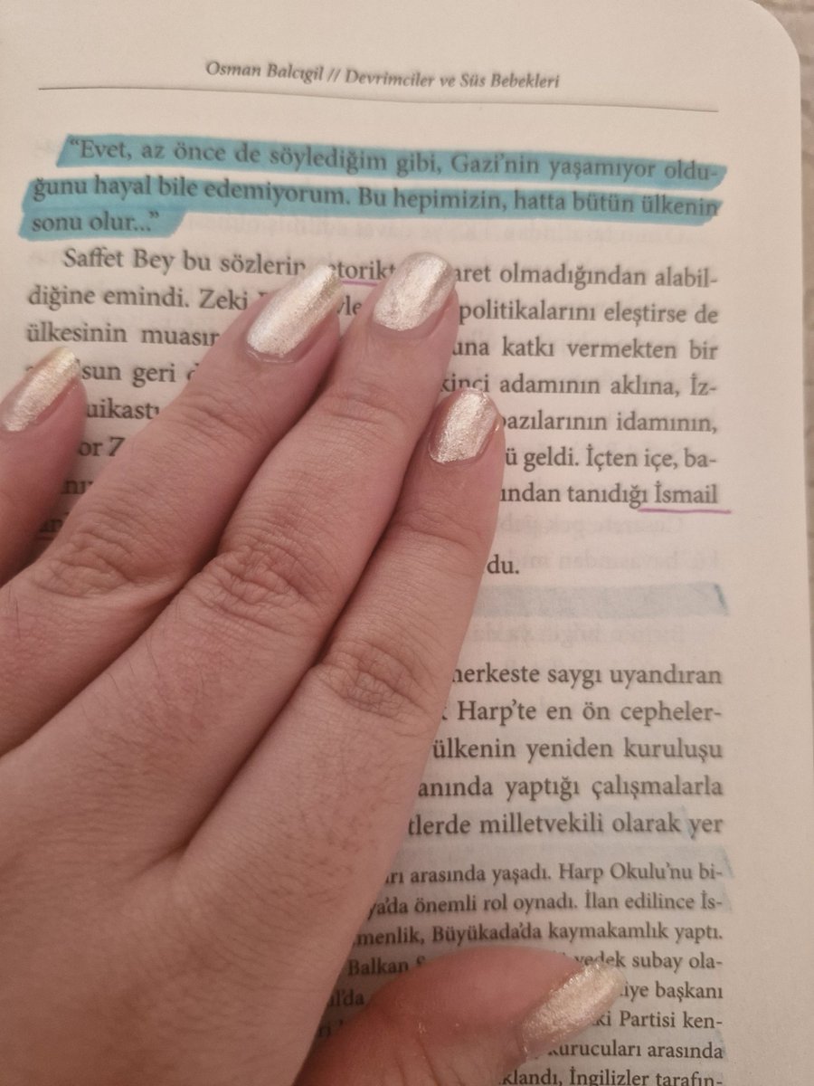 nuretellaaa's tweet photo. Ata'm! Her şey için minnettarız. 🇹🇷🫶❤️🤍 https://t.co/NJ7y93vDpC