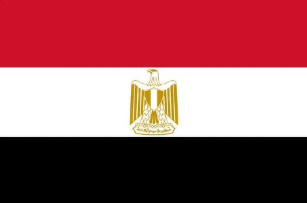 ltclpe3's tweet photo. الله اكبر ولا قوة إلا بالله 
اكتر حاجه عجباني في منتخبنا كل الاعيبه نازلين وكلهم ثقه يارب تكمل علي خير يارب العالمين 🤲 https://t.co/lagtMhyOAd