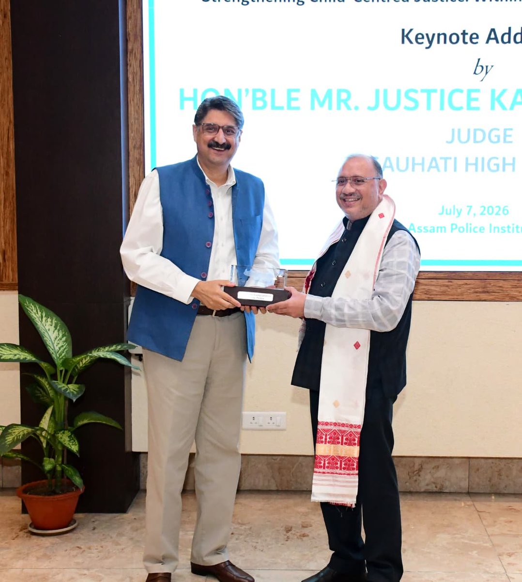 assampolice's tweet photo. The 3rd Keynote Address - on "Strengthening Child-Centred Justice within the Framework of the POCSO Act" was held today as a part of the #AssamPoliceSishuMitra initiative. 

Delivered by Hon'ble Mr. Justice Kalyan Rai Surana of the Gauhati High Court, the address, highlighted the critical roles & responsibilities of all stakeholders in ensuring a child-sensitive & coordinated response to victim children.

@DGPAssam, Sri @HardiSpeaks, emphasised that empathy, collaboration & open communication among all are essential for ensuring justice processes are reassuring, dignified, & child-centric.

The programme was attended by stakeholders from the Judiciary, Government Departments & Police.

@himantabiswa
@UNICEFIndia
@utsahassamOrg