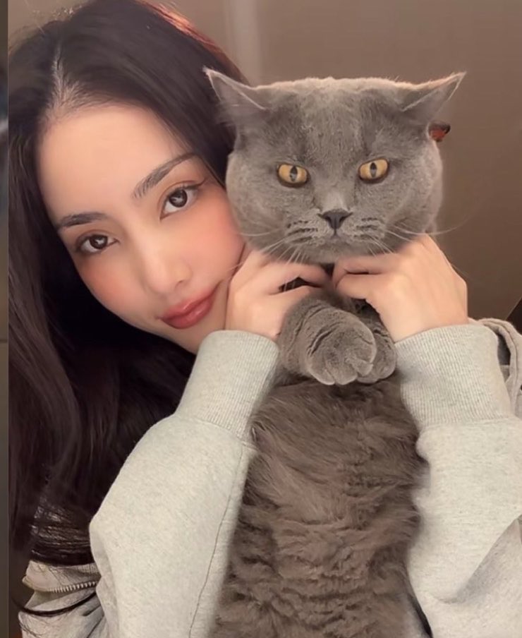 Nuchsiszaa's tweet photo. ลูกอะเป็นแฝด ส่วนแม่ๆอะ ปฟก ใช่หรือไม่🫠

#มีนเบ้บ #meenbabe https://t.co/fa7z0Bv70Q