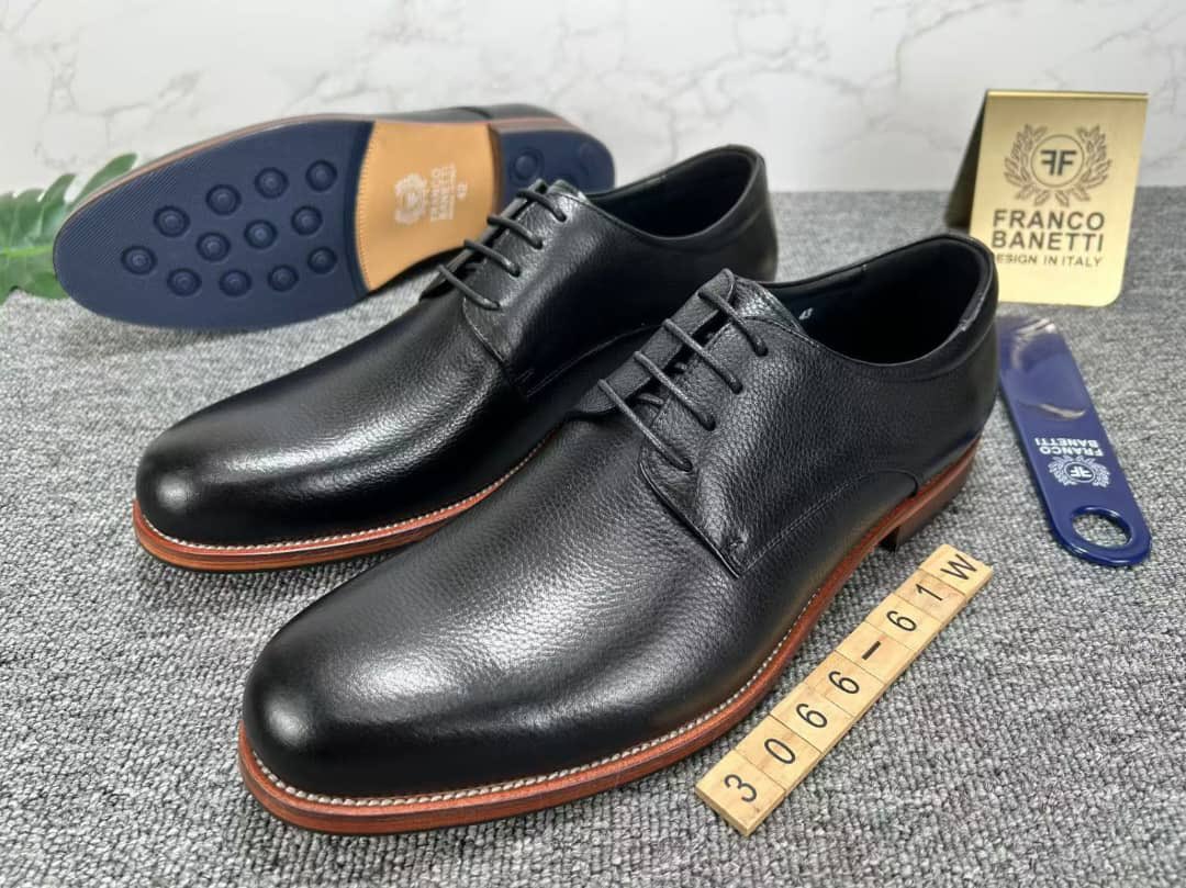 Naberzshoes's tweet photo. Gentle shoes
Size 38 to 46
WhatsApp on +256 751902113 for deliveries.
Price :165000ugx
#NaberzShoes https://t.co/u3xYWiNWu7