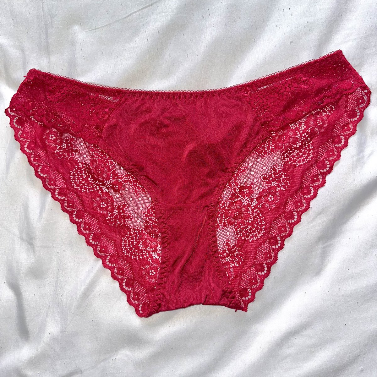 ChubbyDalia's tweet photo. Cumpliré sus deseos.
VENTA DE LAS SIG PRENDAS:

💦 3 días de uso c/u
💰 $250.00 más envío
ℹ️ Info DM https://t.co/gUlQuhwrew