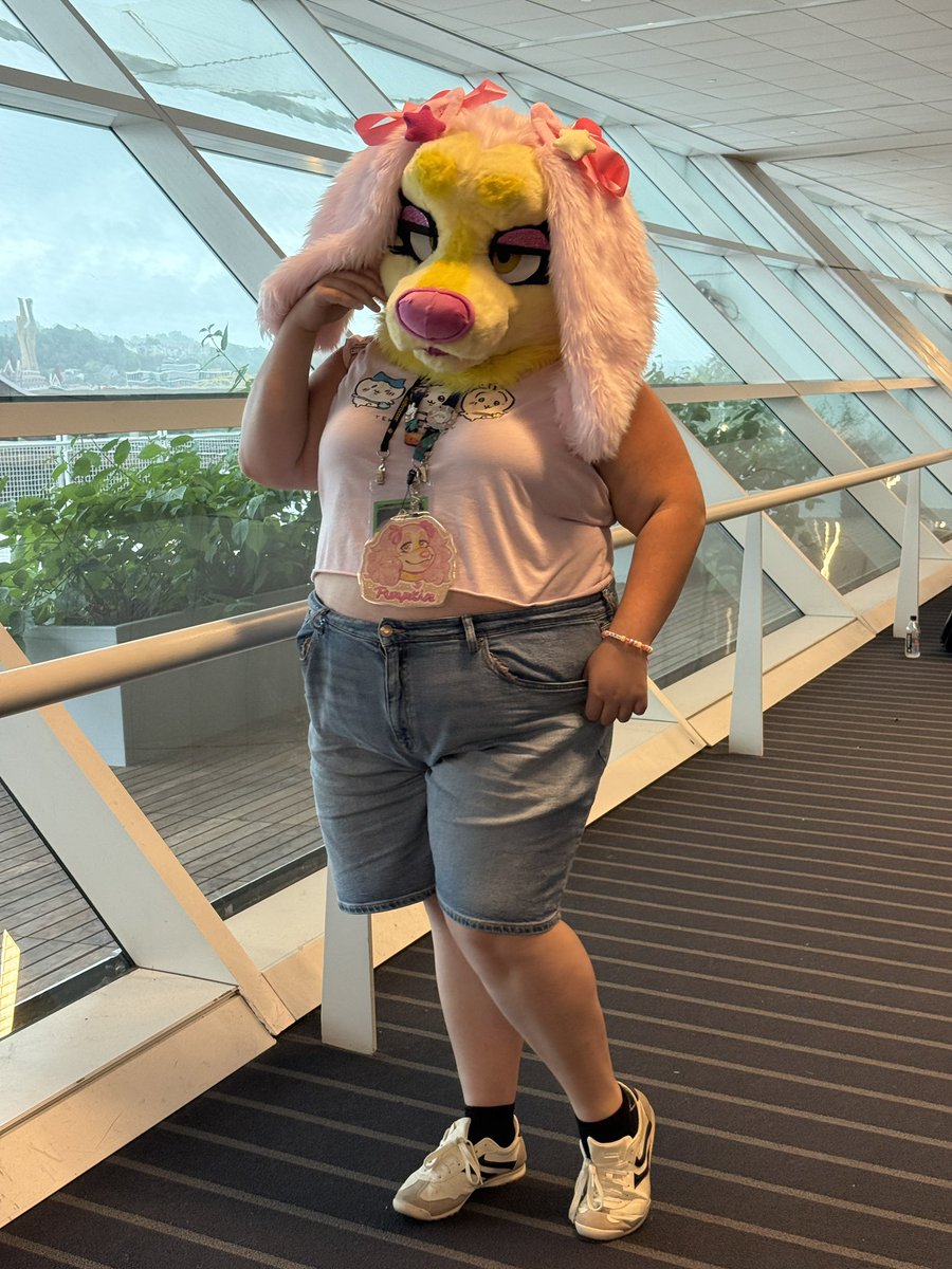 mylilpumpkinie's tweet photo. Anthrocon you treated me so well 💗 I hope to come next year! ^_^ https://t.co/TXXGN0xlUV