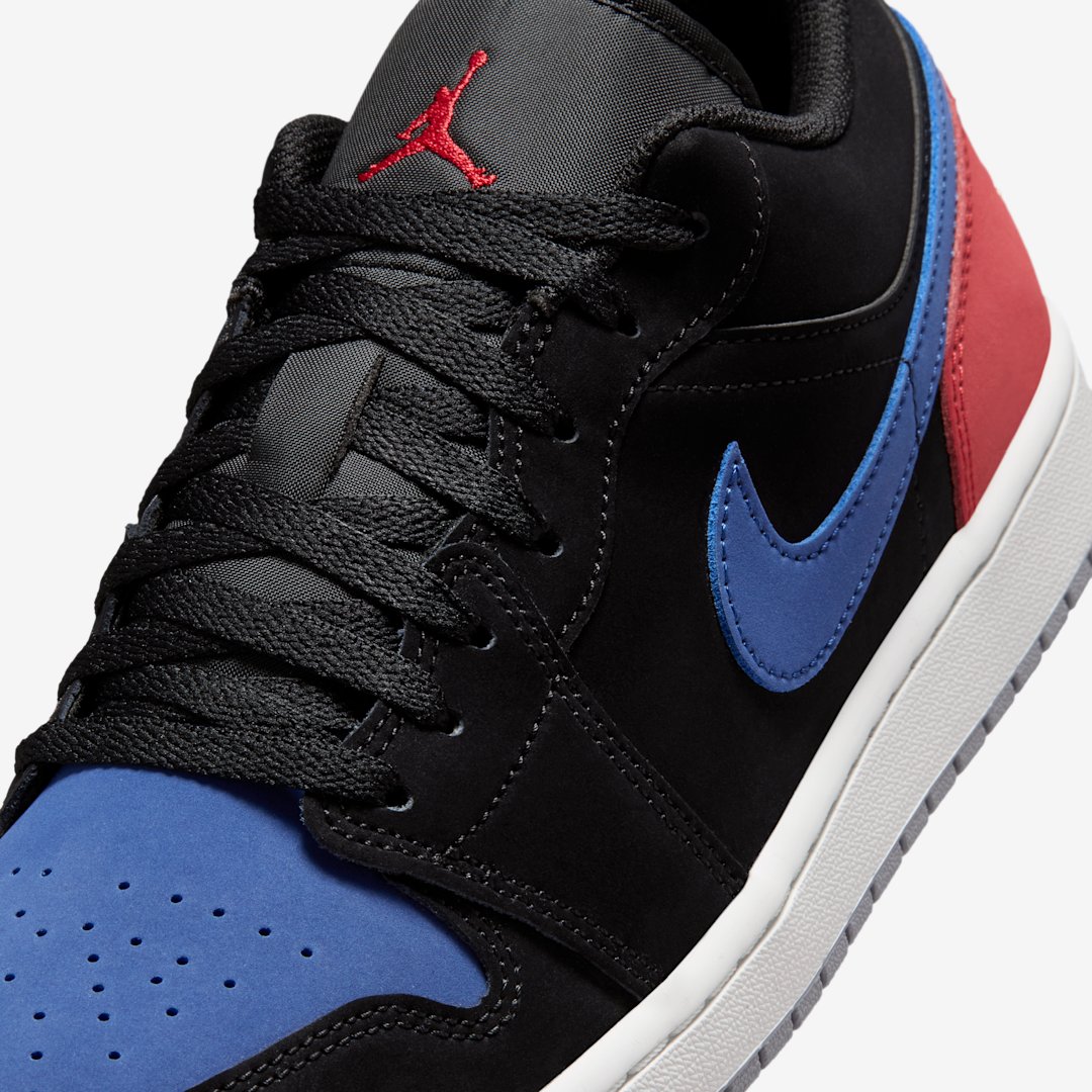 J23app's tweet photo. NEW: Jordan 1 Low "Black/True Blue/Varsity Red" on Nike // Ad

Men's -> https://t.co/MqTS7Qju5R

GS -> https://t.co/B6KOoS0zkk

PS -> https://t.co/TLkdf80g20 https://t.co/fZp13ebDbm