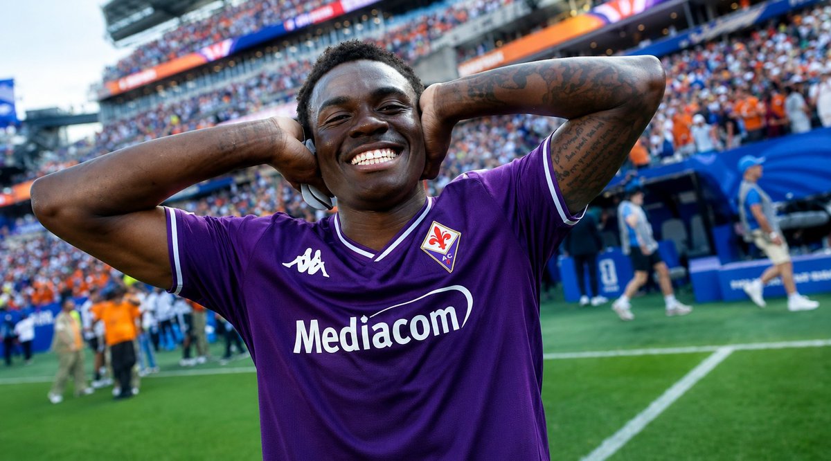 Emir866860's tweet photo. Fiorentina,  Oulai transferi için Trabzonspor ile pazarlıklarını sürdürürken bordo-mavililerin genç yıldız için en az 25 milyon euro bonservis bedeli talep ettiği iddia edildi.
#oulai https://t.co/TsoXOVQos0