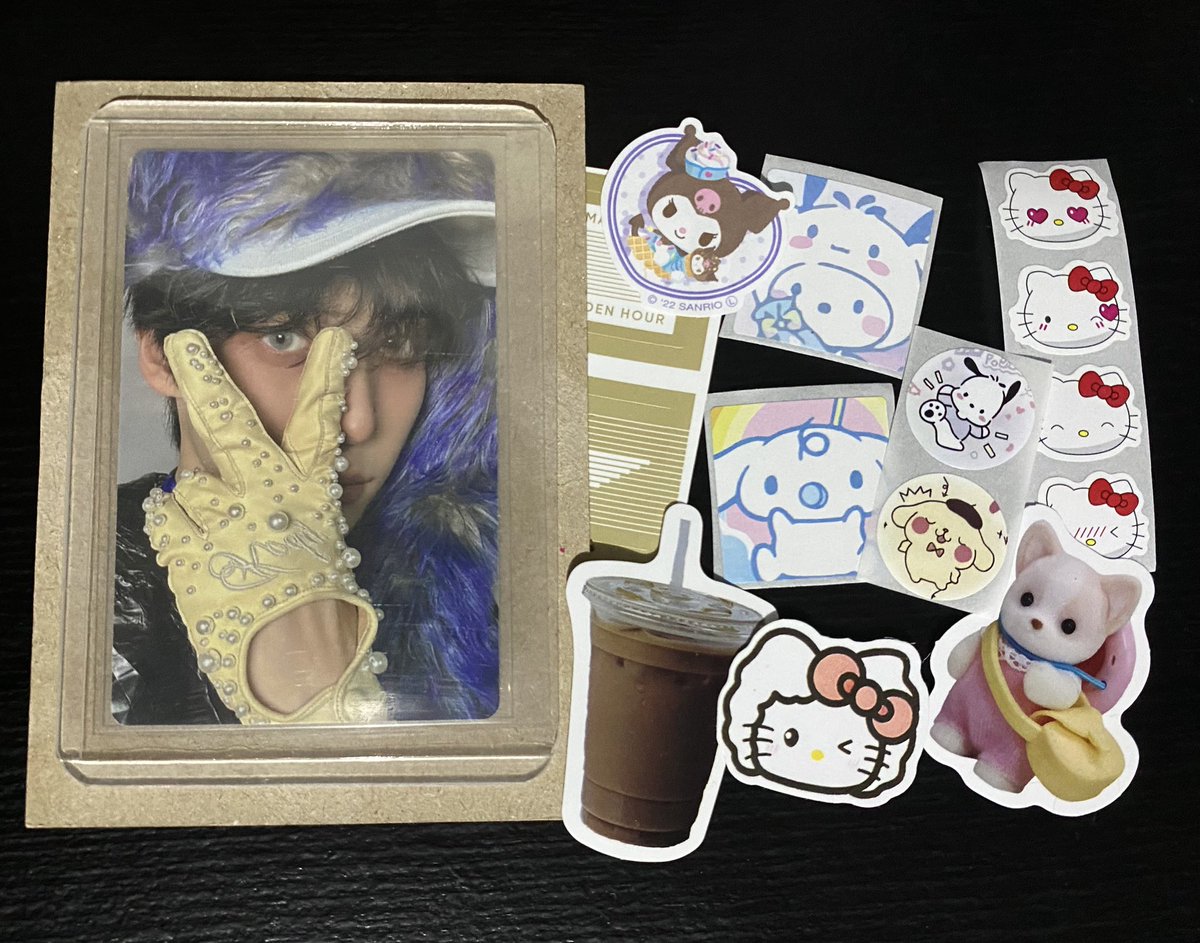 harinlogy's tweet photo. feedback positivo pra @jenniepersona que trocou comigo meu yuyu peek! jenni foi uma querida, todo o processo foi bem tranquilo e apesar de ter trocado em mãos, o photocard veio perfeitamente embalado. muito obrigada amg! ❤️‍🩹 https://t.co/wfmGXfoajE