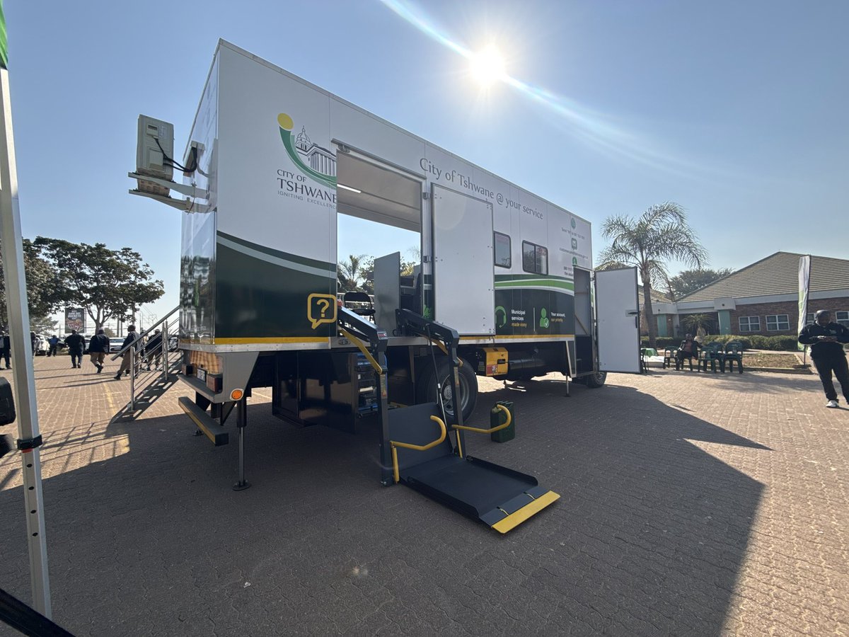 nasiphim's tweet photo. City of Tshwane’s Customer Care Mobile Truck brings municipal services closer to communities. @CityTshwane https://t.co/rtF3pyadSY