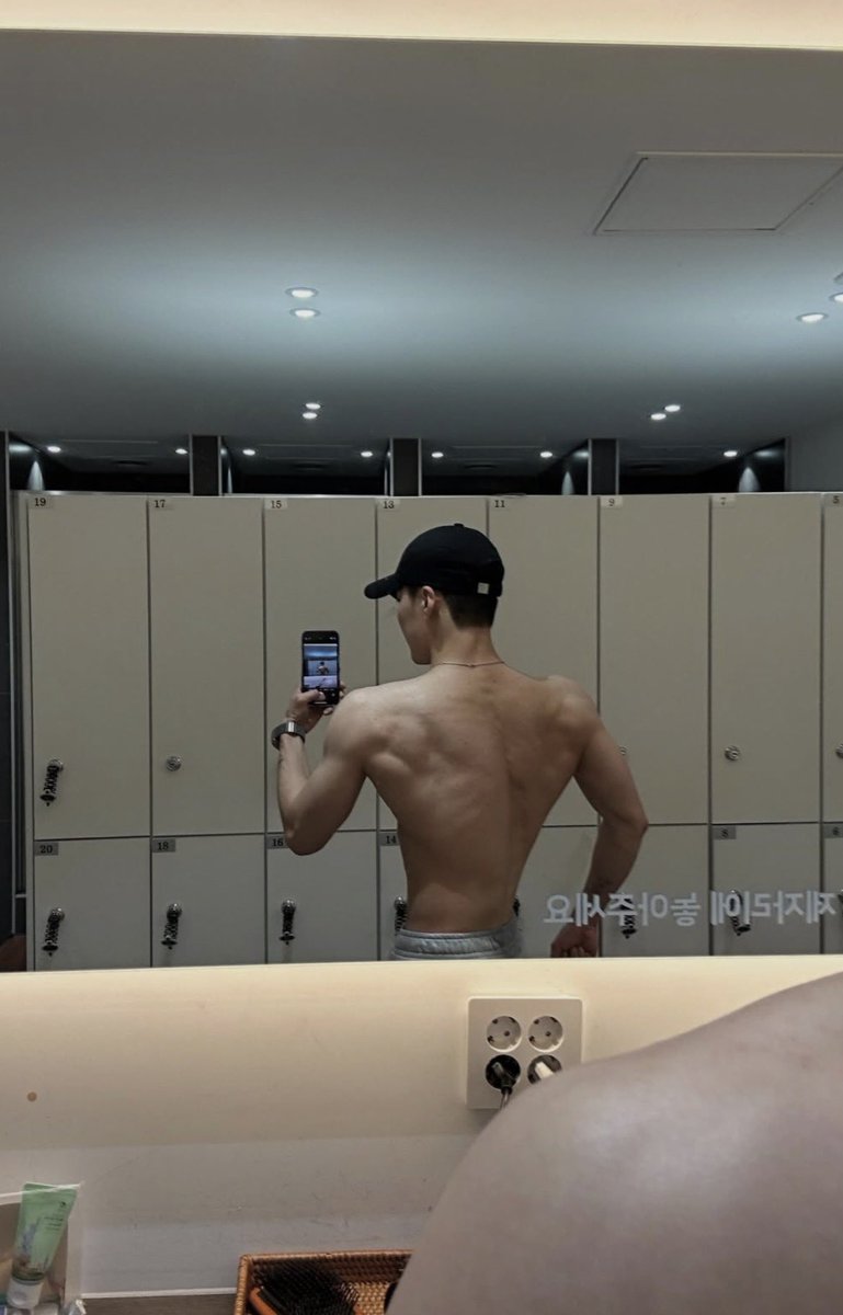 dailyjeup's tweet photo. 260707 instagram post
#박제업 #PARKJEUP #JEUP #제업 https://t.co/ZAtNwi4YuI
