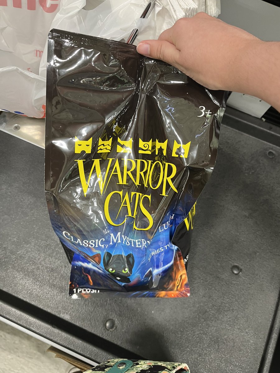 carrotbounce's tweet photo. Found the plush at meijer in Ohio!! They also had the small ones it looked like but it looks like the scalpers got to them already T-T i didn’t see the figures https://t.co/QLgaqU3Iw6
