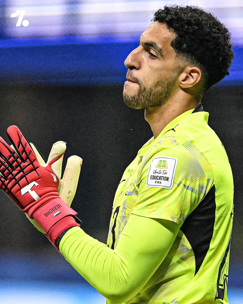OneFootball's tweet photo. Mostafa Shoubir has been a wall for Egypt in the first-half 🆚 Argentina 🧤

💪 3 Saves
🧱 1 Penalty Save
🙌 5 Recoveries https://t.co/6b0reHOEfu