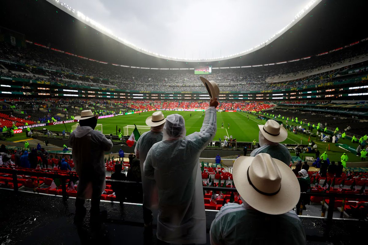 diego_mandel's tweet photo. Ni Wembley, Maracaná, San Siro o el Bernabéu. El Estadio Azteca ha hecho historia por sí solo en este Mundial. 24 partidos mundialistas en su césped 🏟️

Ha visto aquí a algunos de los mejores del mundo

Un texto para honrarlo ❤️
https://t.co/ZnODmHguvn https://t.co/1sXHwLCY9f