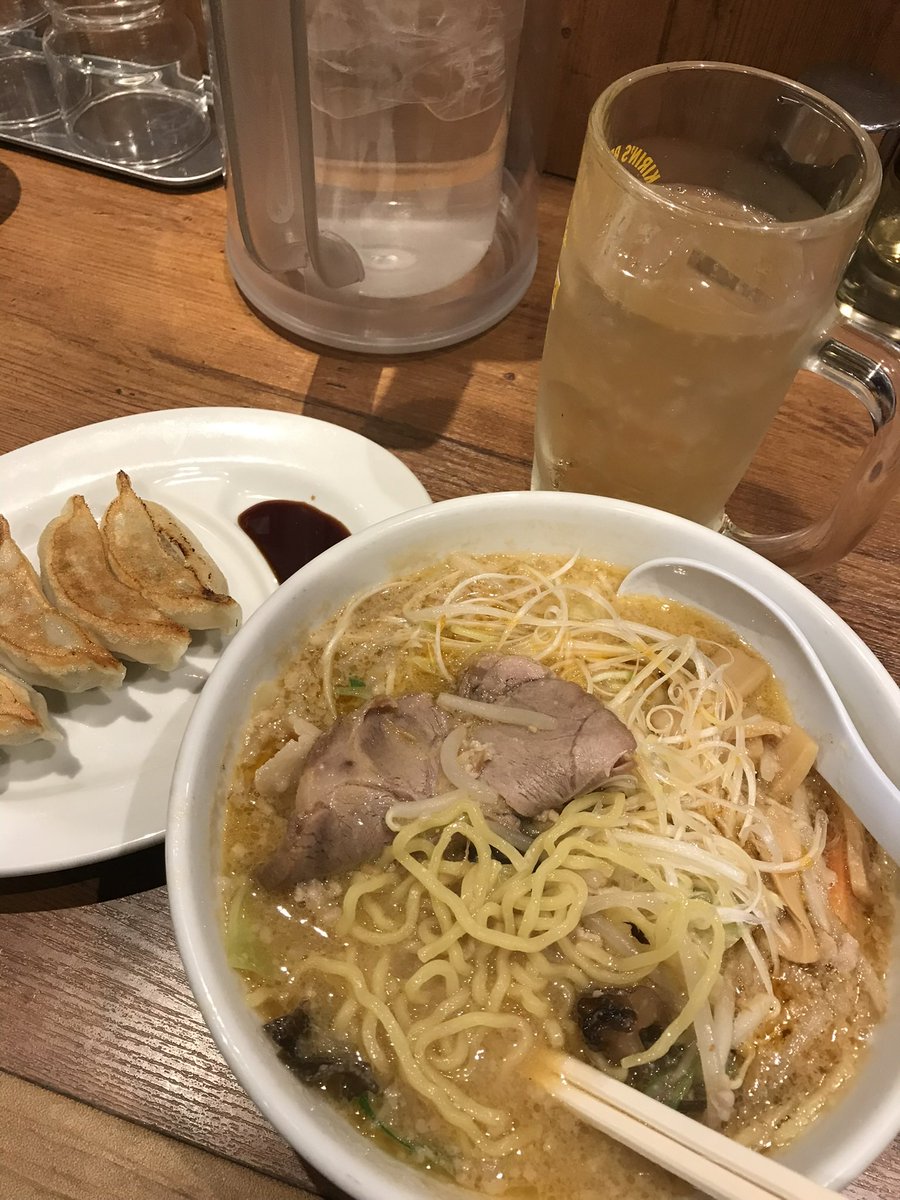 fm_oe_'s tweet photo. @Nui_Sociere 千葉県(特に船橋、柏、松戸)にも美味しいラーメン屋多いから中山競馬場、船橋競馬場に行く機会あれば是非🙌 https://t.co/0xQxTEHYmD