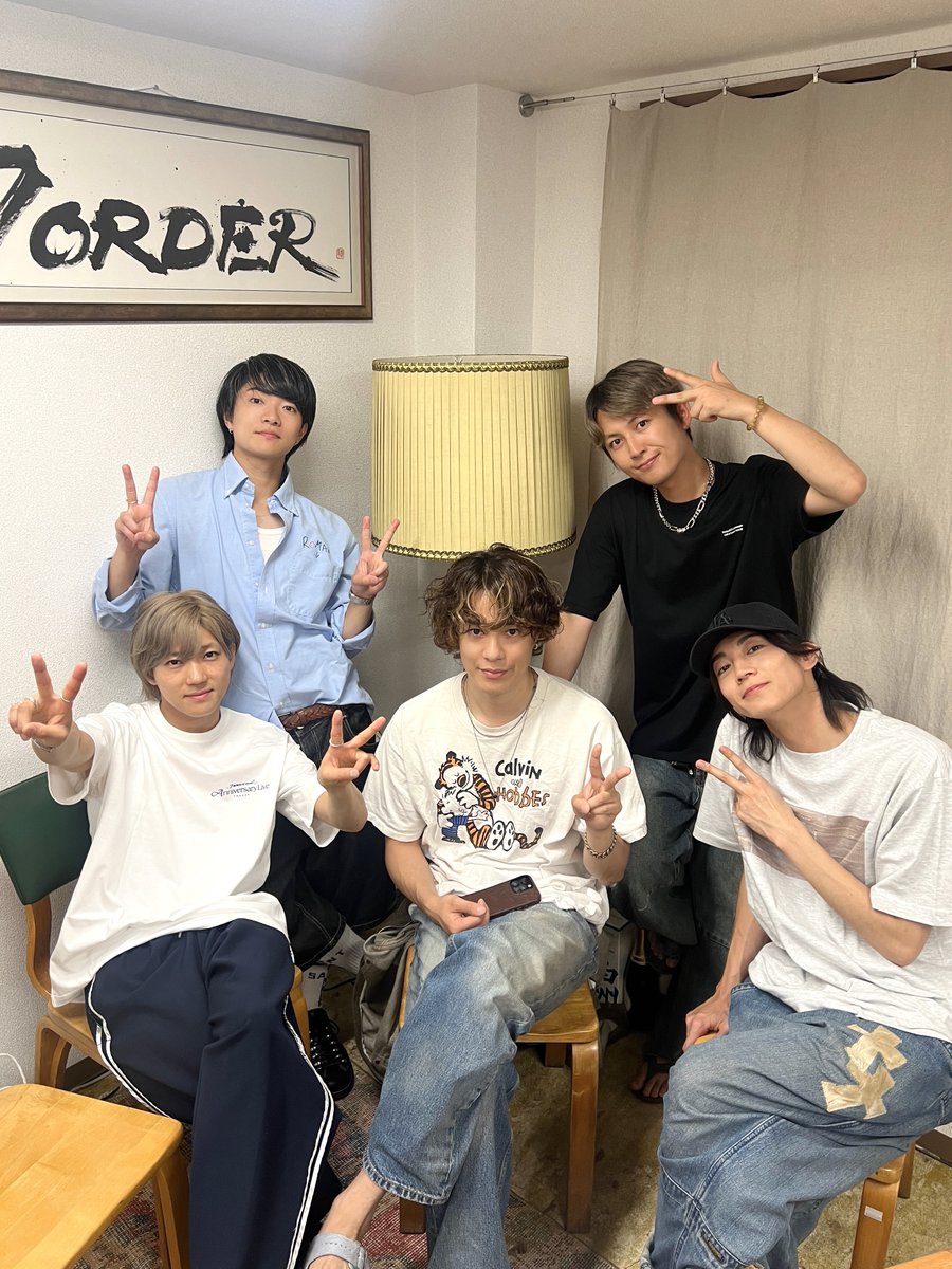 7order_official's tweet photo. 🎋 7ORDERと七夕🎋

インスタライブありがとうございました‼️
引き続き、7周年イヤーを一緒に盛り上げていきましょう🙌

7ORDER OFFICIAL APP「ORDERMATE」にて
引き続きライブ配信中⚡️

▼ORDERMATE
https://t.co/eMz73mtPs9

#7ORDER7周年
#7ORDER #SevenOrder https://t.co/IdnV9KeFc3