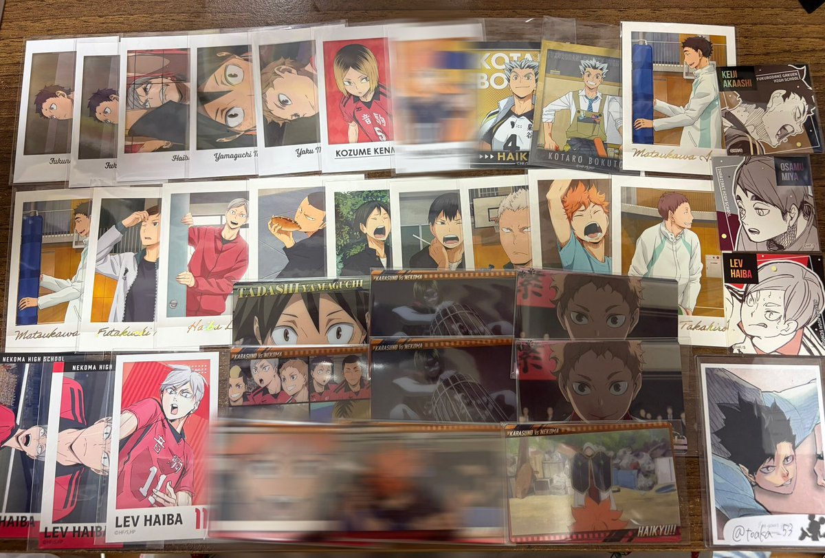 rac_533's tweet photo. @pori2018 初めまして、こんばんは。検索より失礼致します。
当方画像の灰羽を所持しております。完全定価にてお迎え頂けるものはございますでしょうか。
ご検討頂けますと幸いです🙇🏻‍♀️ https://t.co/r8v7PB9L5K