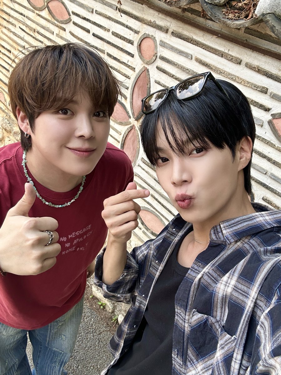 the_verivery's tweet photo. [📸] 
2026.07.07 

21세기가 낳은 뮤지컬스타⋆˚☆
연호와 함께한 팔당 드라이브🩵

#베리베리 #VERIVERY #VRVR
#동헌 #DONGHEON
#연호 #YEONHO
#허니의뀨뀨빵빵 https://t.co/JtnBPeBGWC