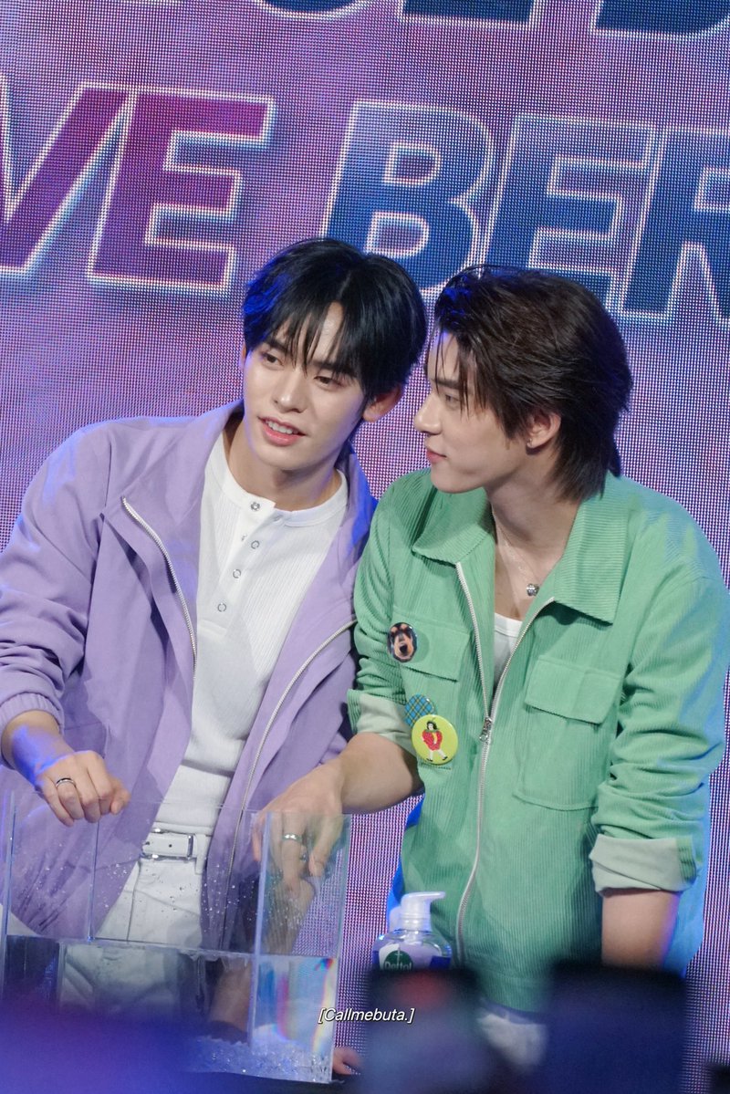 callmebuta_'s tweet photo. วันนี้โลกเอียงแหละเนอะ 😚

TTP LOVE BERRY MUCH 
#DettolxTeeteePor
#Teeteepor #ตี๋ตี๋ป๋อ https://t.co/WTqMOcvfBL