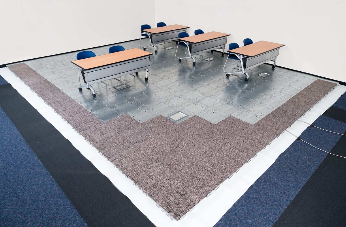 freeaxez's tweet photo. Educational spaces need to evolve as quickly as the way students learn. Flexible infrastructure makes it easier to reconfigure classrooms, labs, and collaborative environments while supporting changing technology and power requirements. https://t.co/OntrQIZzaI https://t.co/HxPJS2bok6