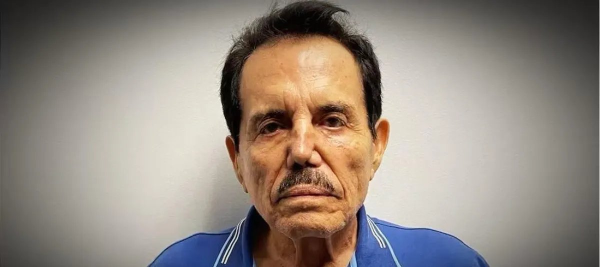 ELTIEMPO's tweet photo. 🔴Ismael 'El Mayo' Zambada aceptó cadena perpetua en un tribunal de Nueva York: así terminó uno de los procesos más emblemáticos contra el narcotráfico
https://t.co/C6wACF3uFw https://t.co/hKJaXOgfk3