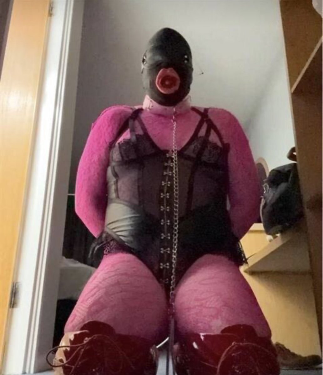 SissyJess1993's tweet photo. I’m back! After having my profile hacked and locked 😡. Still as slutty as ever. 

#sissyslut #femdom #fishnets #cumslut #exposure #whore #chastity #bigass https://t.co/vAFAha6gob