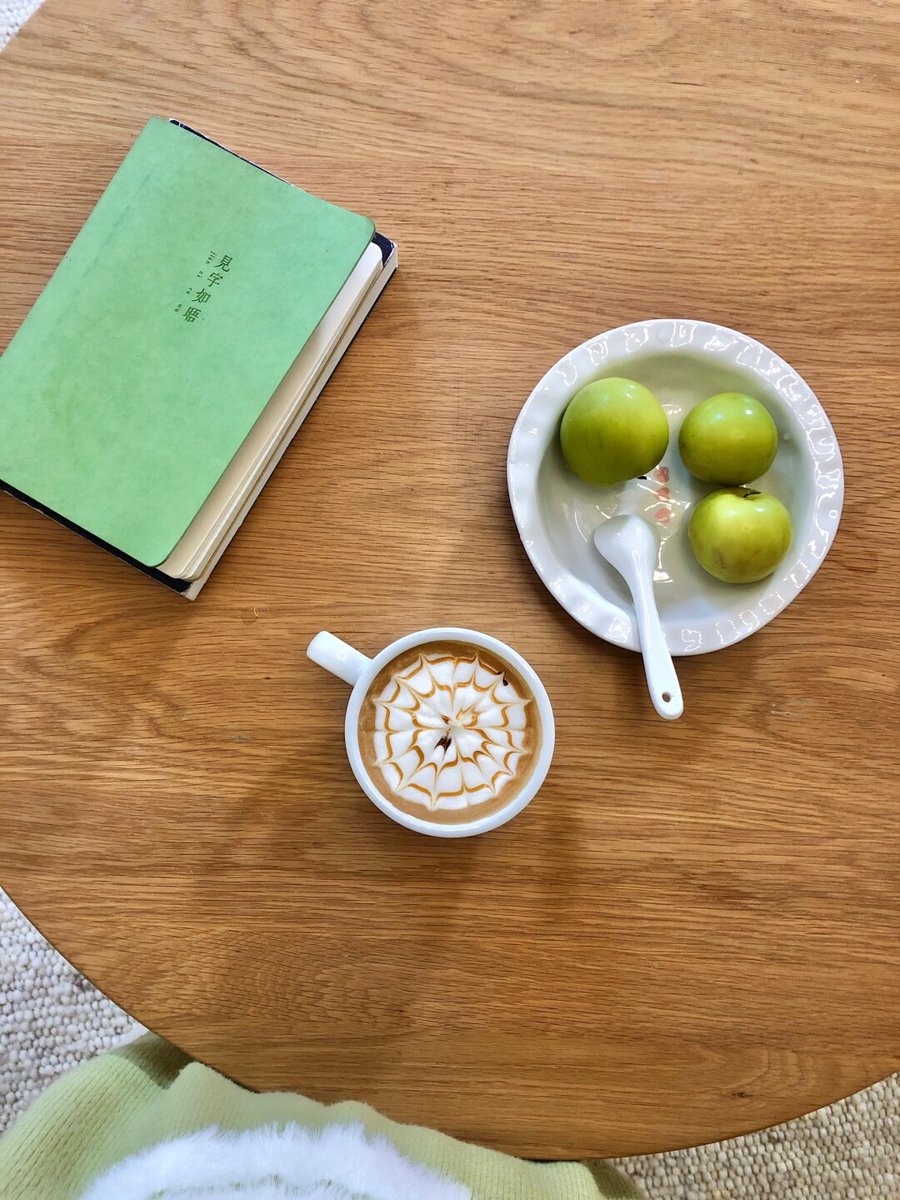 AchimKrieweth's tweet photo. Cozy afternoon with a warm latte and my favorite playlist — slow down, little wins hit harder this way , https://t.co/cmBqwIQFYK