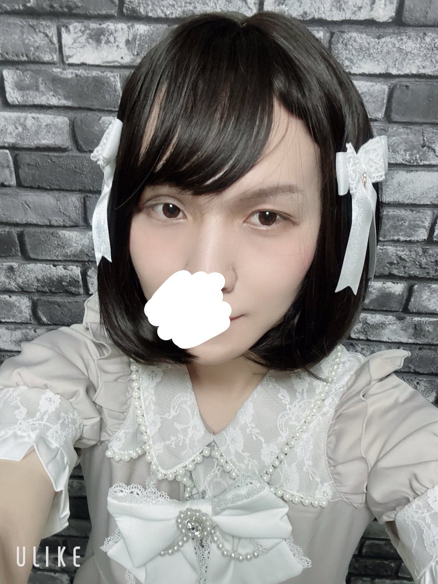tomo82vs's tweet photo. メイク練習中〜 アイメイク難しい🥺 #女装 #女装男子 https://t.co/bUEfl2Y0Oh