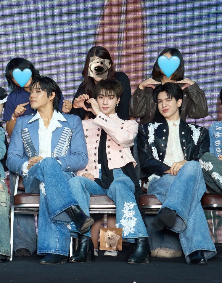snake2fishfish's tweet photo. ป๋มดีใจที่ตัดสินใจไปงานนี้😭🥺💗

 #FoureveryouFarewellParty https://t.co/XACYWu7ahh