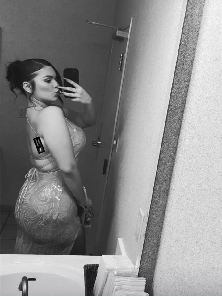 Knownuser77's tweet photo. #latina #bop https://t.co/mt2K4ihmSO