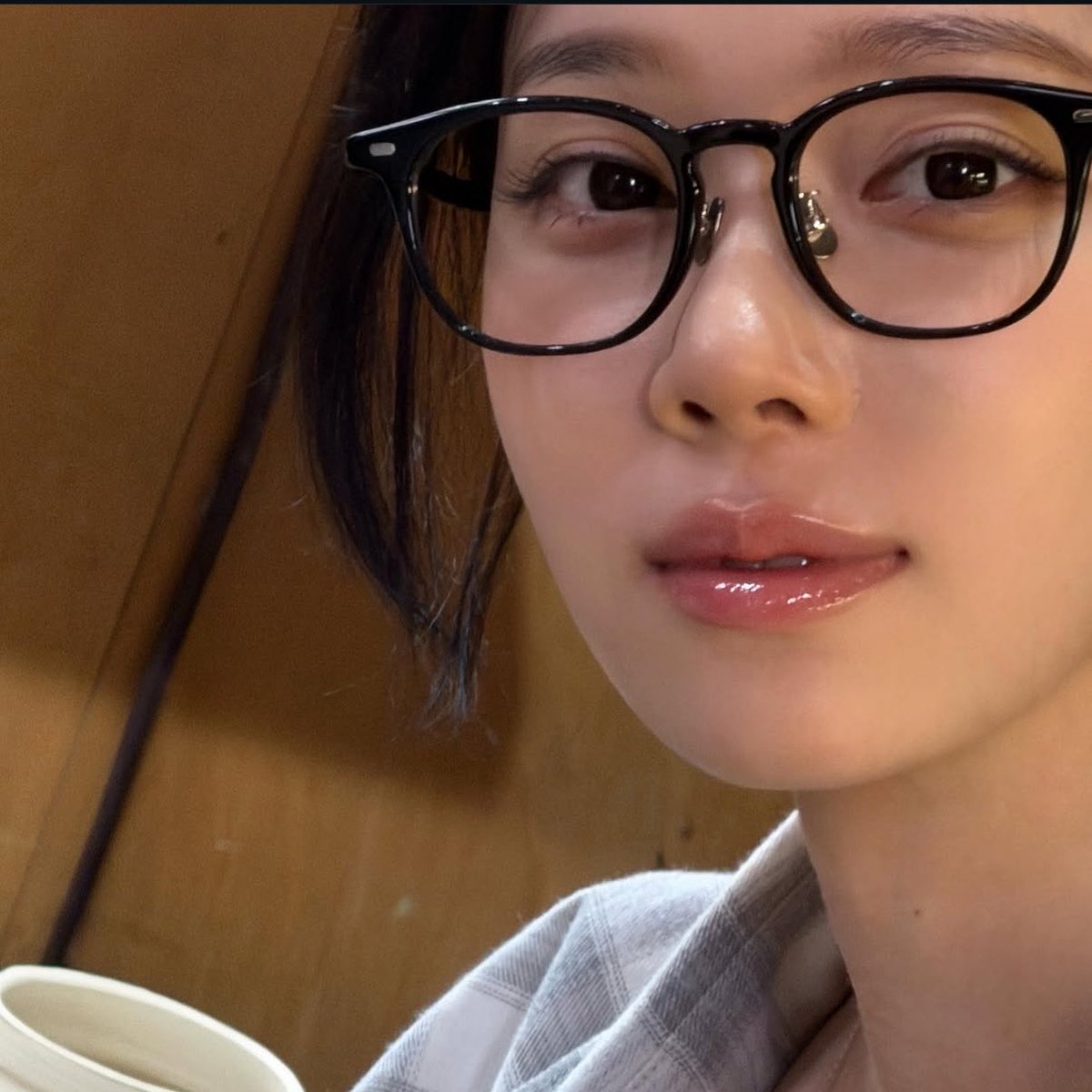 meandmyminjeong's tweet photo. อยากวิ่งแลกแว่น https://t.co/oSqpnM9hHk